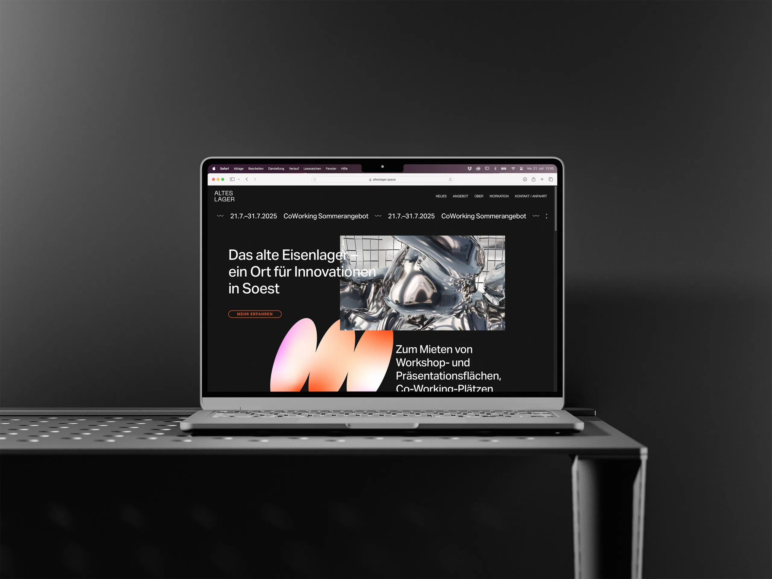 iMac_on_Table_Mockup_Website_altesLager